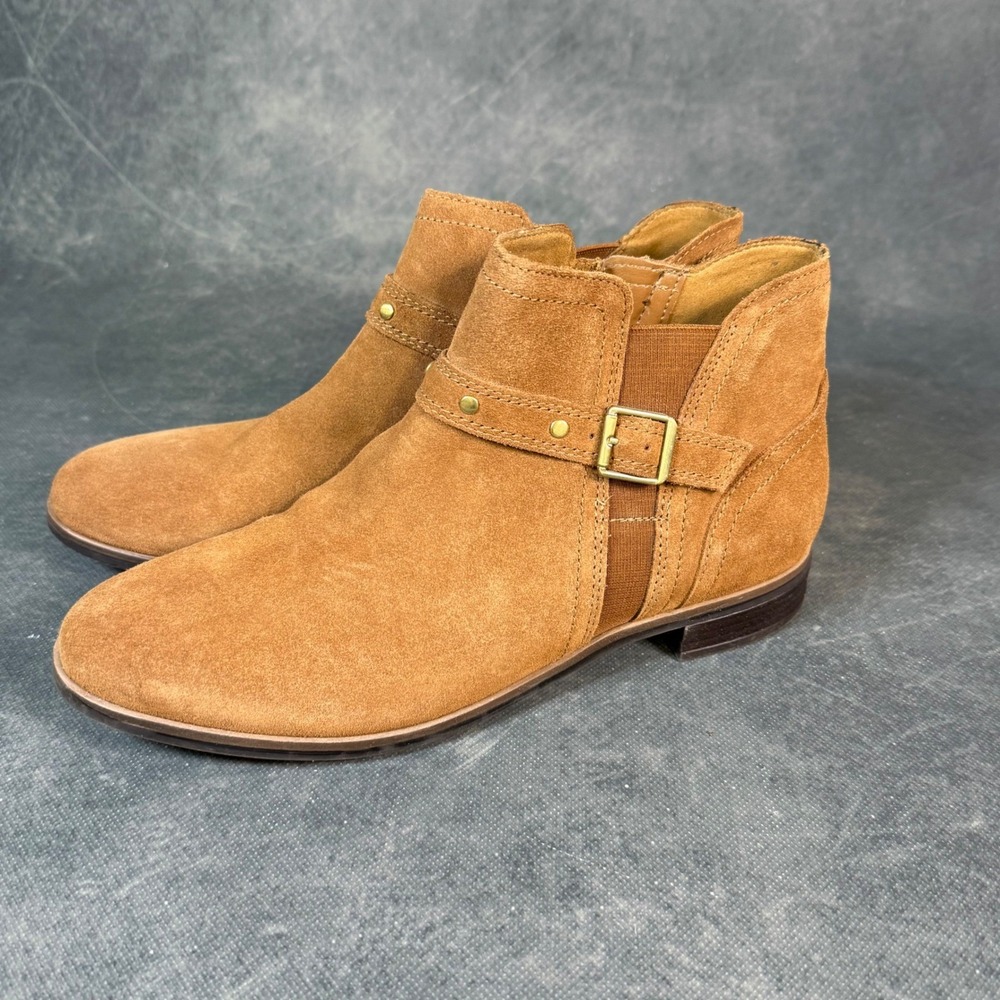 Clarks Womens Ankle Boots Suede Buckle Tan Leather Ultimate Comfort Size 9 M